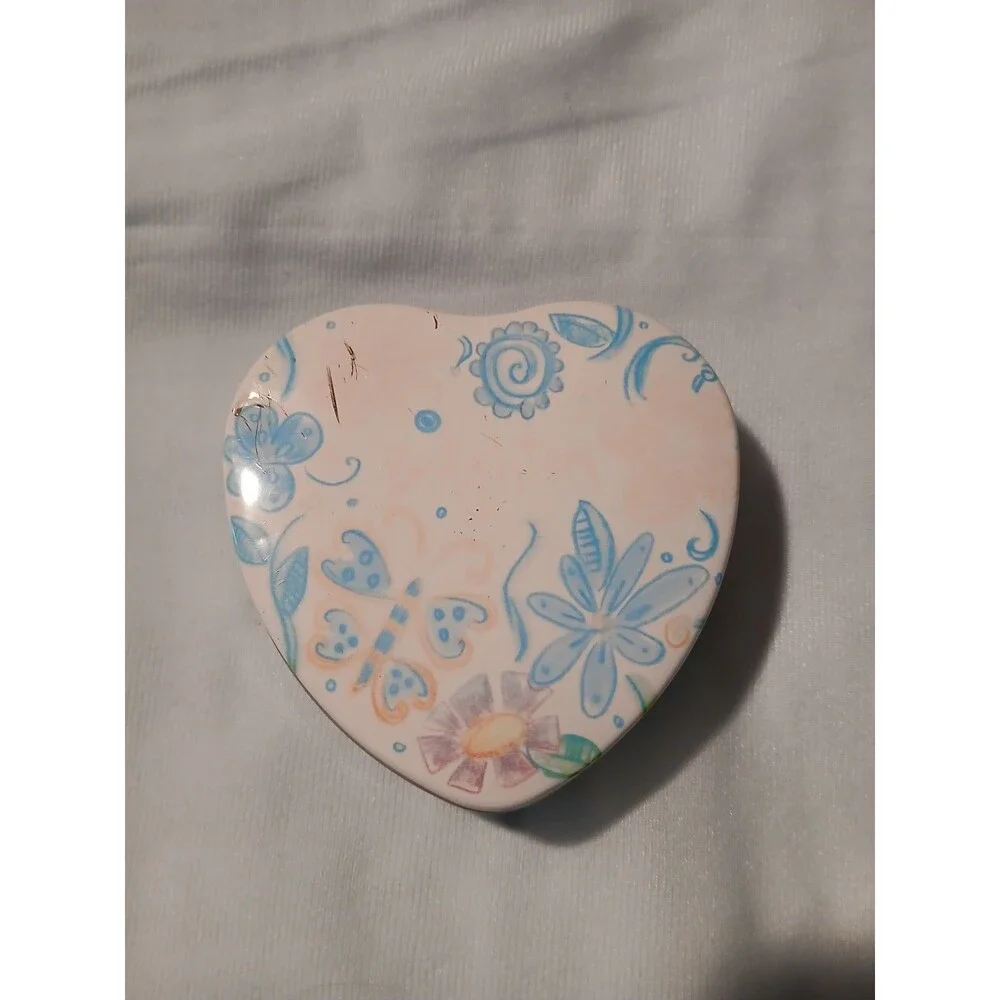 Empty Brighton Metal Tin Heart Shaped Jewelry Box Beautiful Very Good Condition